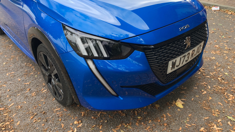 Peugeot 208 1.2 PureTech 100 GT 5dr EAT8 Petrol Hatchback